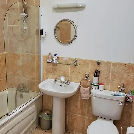 Kwatera prywatna With Free Parking Private In Shared Flat